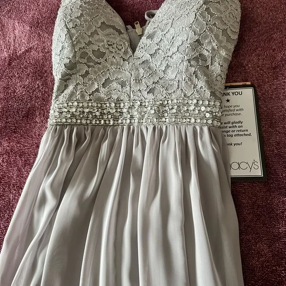 NWT Macy’s Emerald Sundae Gray maxi dress size Small, V neckline, front slit - Picture 8 of 15